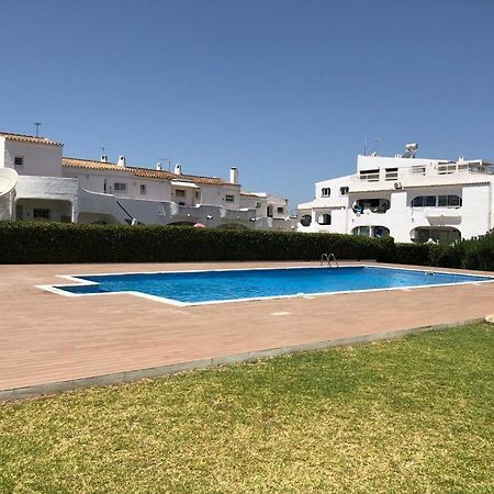 Cozy Apartment Near Oura Beach Albufeira Luaran gambar